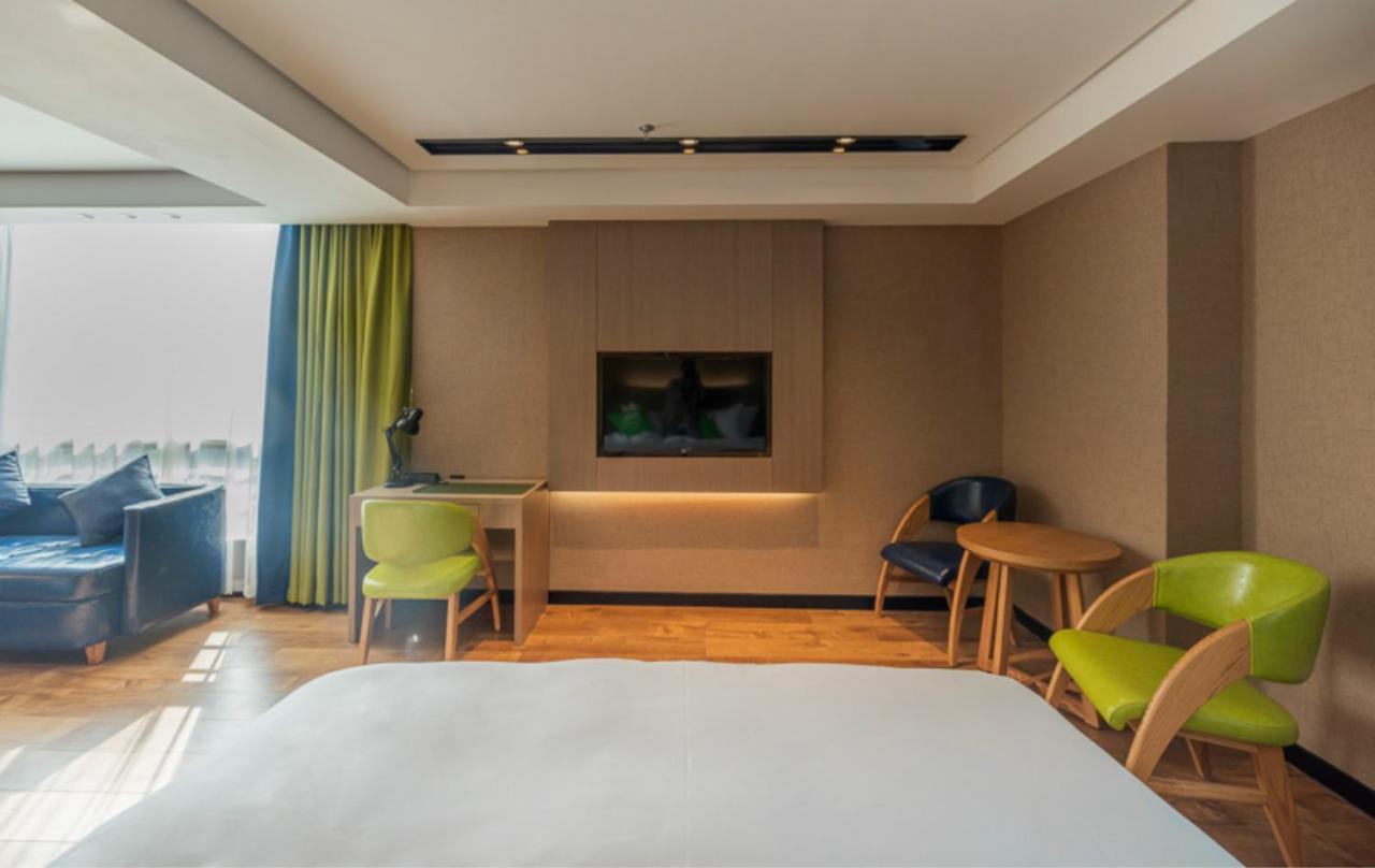 Ibis Styles Fuzhou Wuyi Square Otel Dış mekan fotoğraf